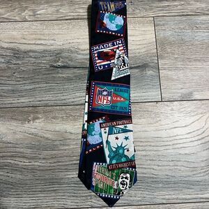 Vintage 1992 NFL Football Silk Men's Neck Tie